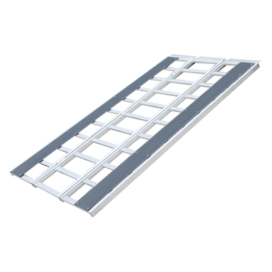 TRI-FOLD LOADING RAMP