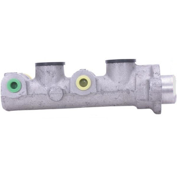 MASTER CYLINDER