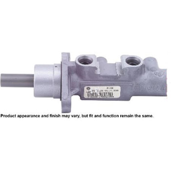 MASTER CYLINDER