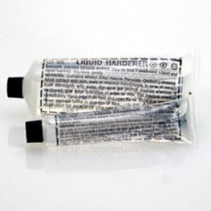 LIQUID HARDENER {1/2 OZ}