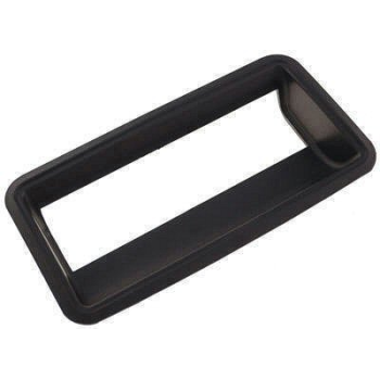 TAILGATE HANDLE POCKET