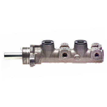 MASTER CYLINDER